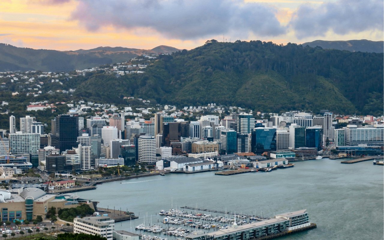 What Buyers Actually Look for When Purchasing Apartment Buildings in Honolulu cover