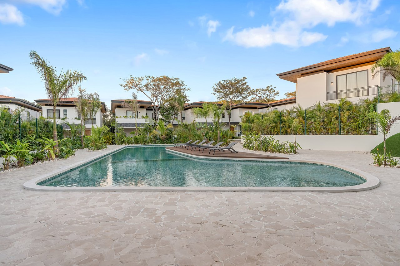 Villa Tropical Dawn | 4-Bedroom Modern Oasis in Bosques de Pinilla with Forest Views & Resort-Style Amenities