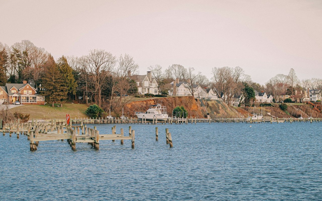 Round Bay