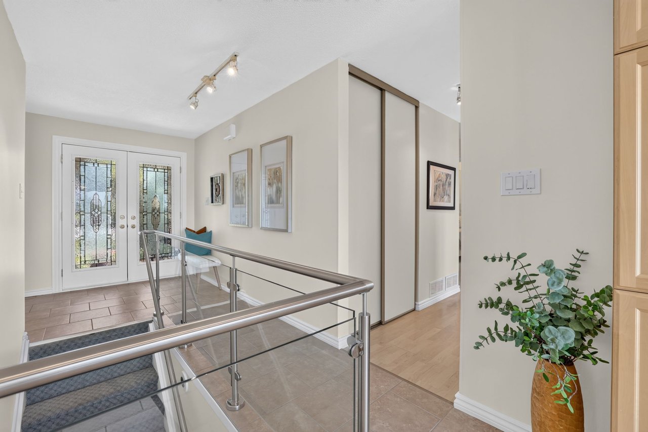 16 Hi View Drive