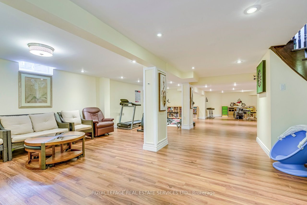 3544 Wass Cres
