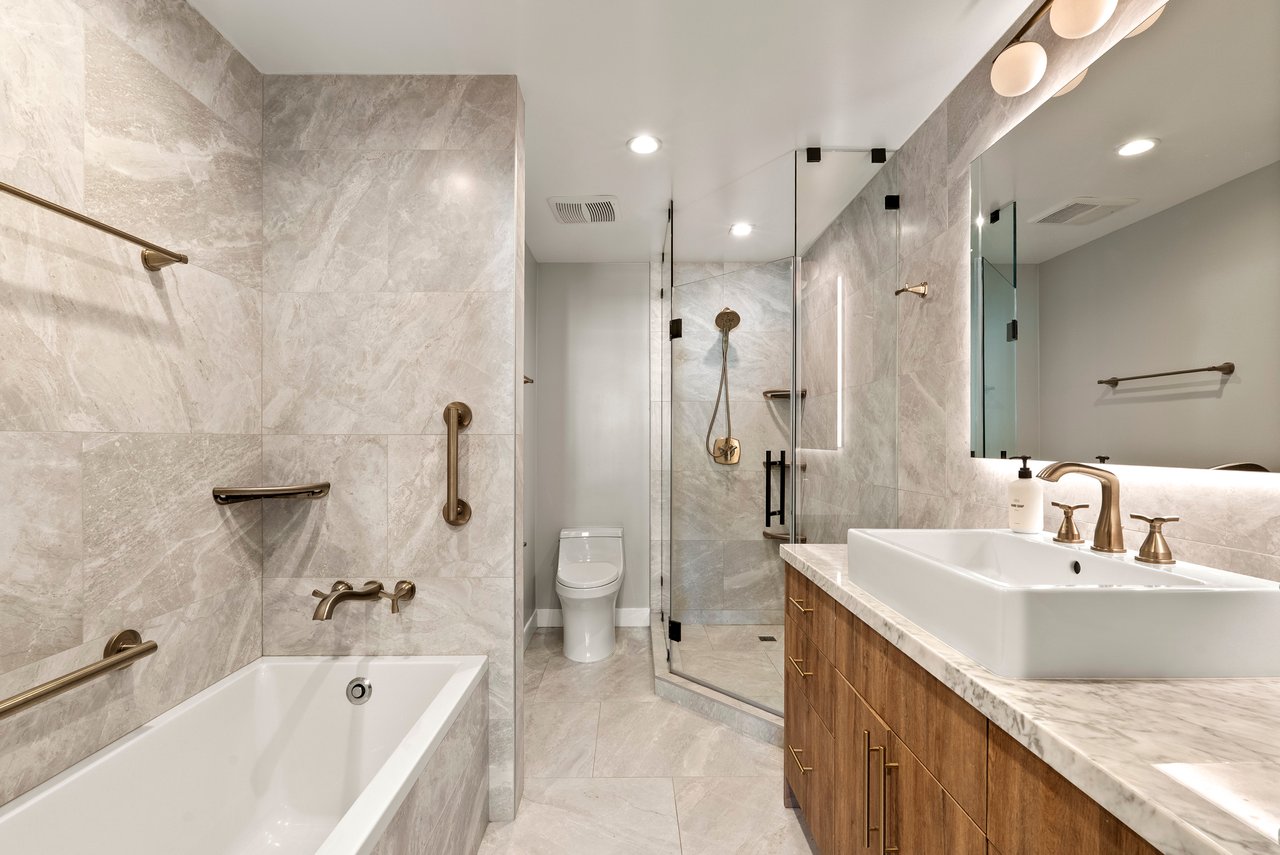 7250 Franklin Ave Unit: 603, Hollywood