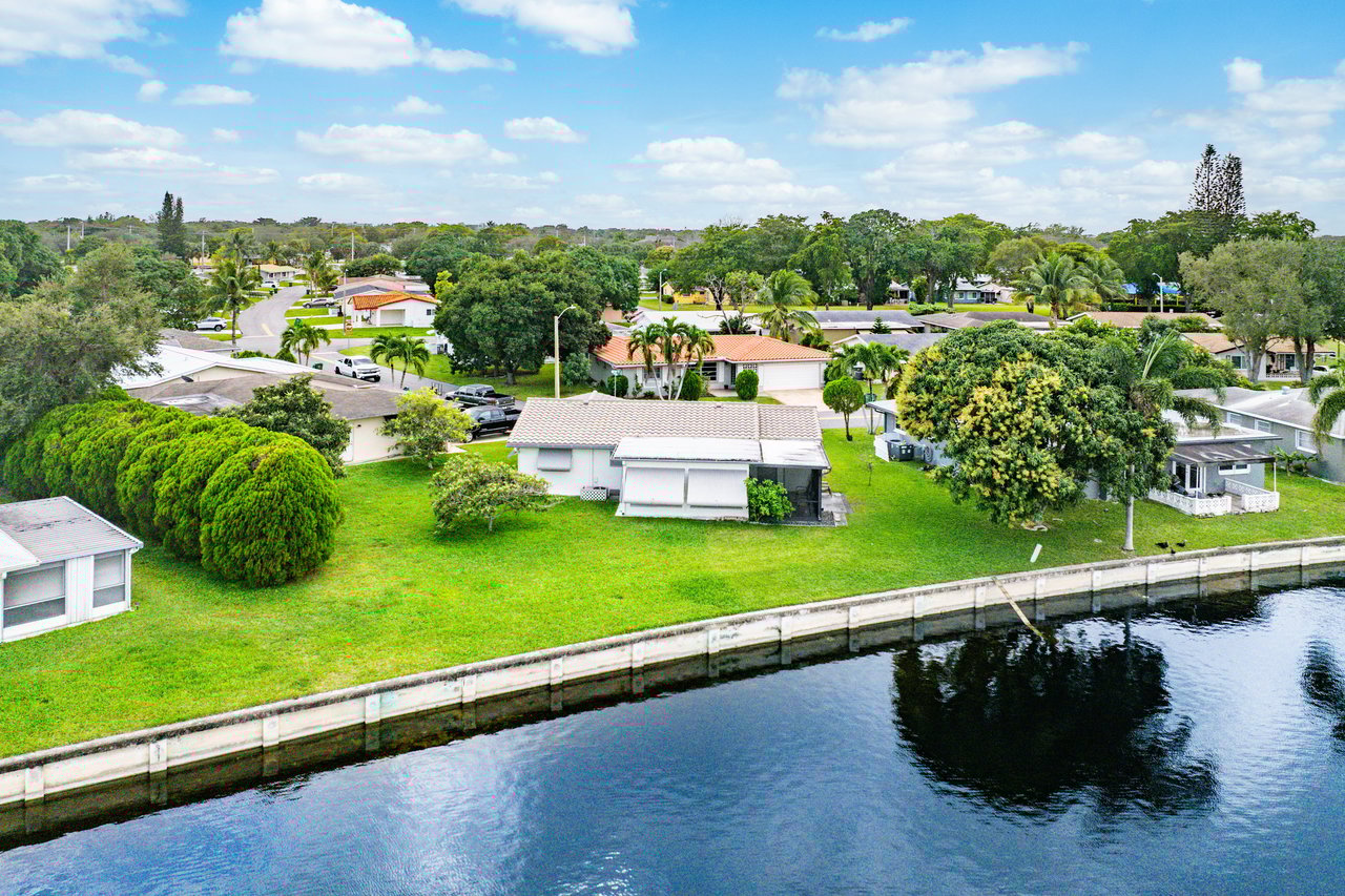 MAINLANDS OF TAMARAC LAKES