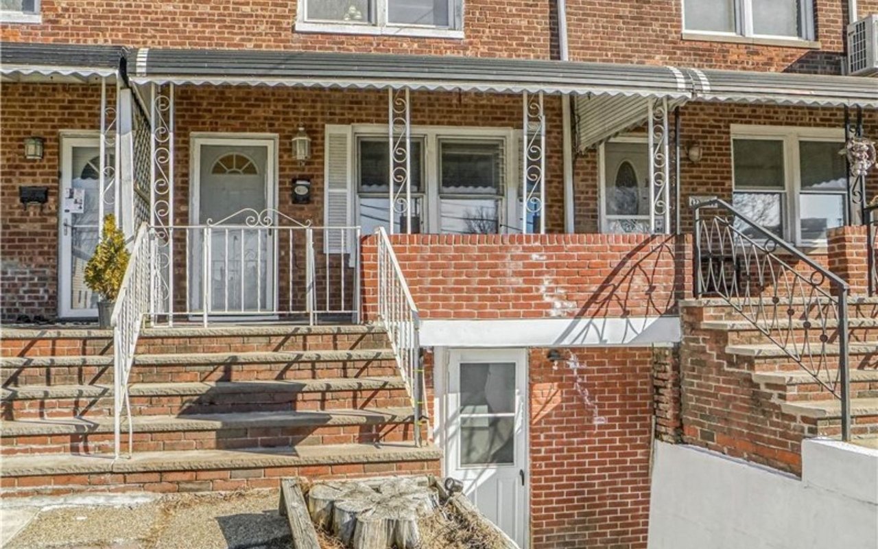 42-33 194th st