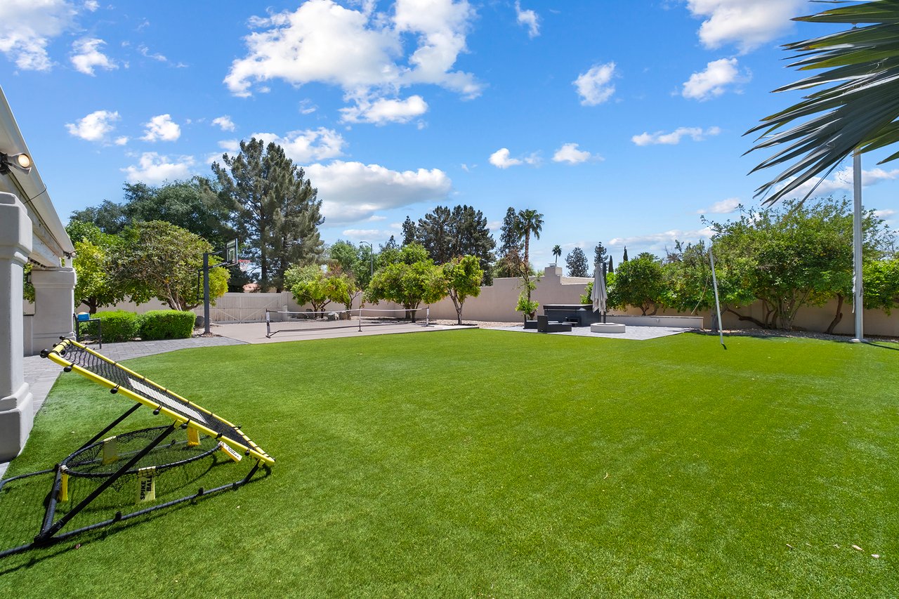 7281 E ROYAL PALM Road