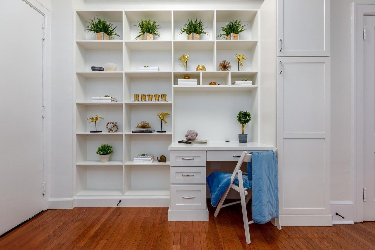 3039 Macomb St NW, Unit 18