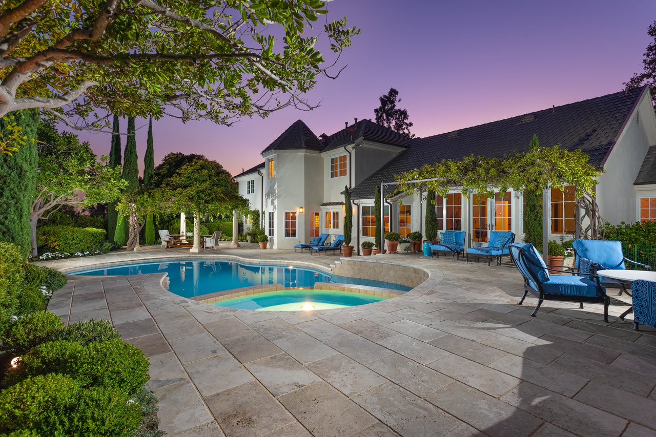 30602 Hunt Club Dr