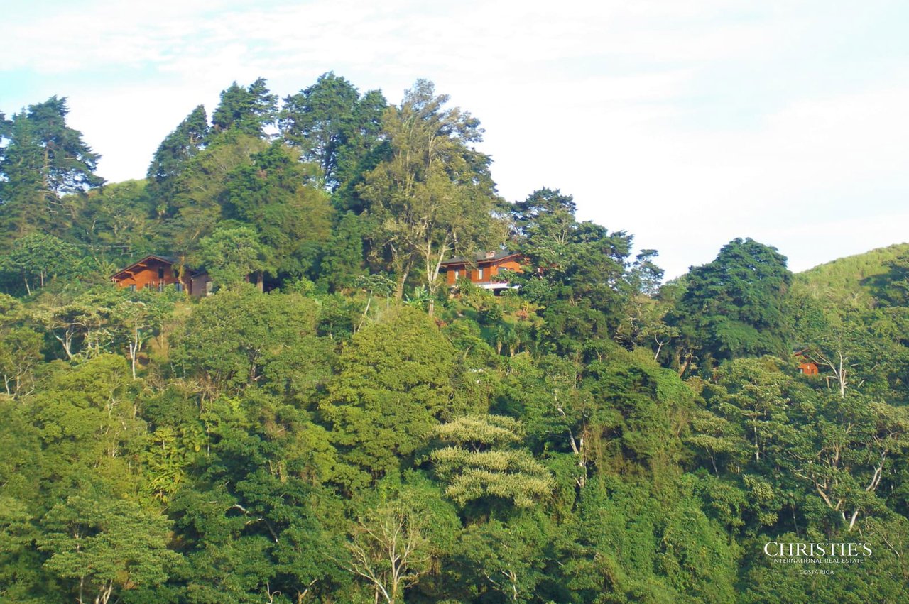 Prime Investment Opportunity: Costa Rica Oceanview Property