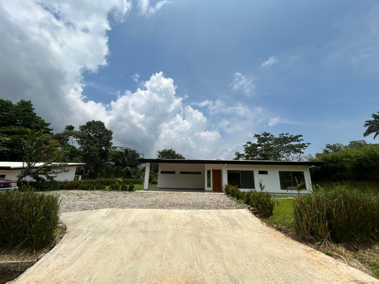 Modern Homes for Sale in Ojochal – El Tucán Paradise | Gated Community Costa Rica
