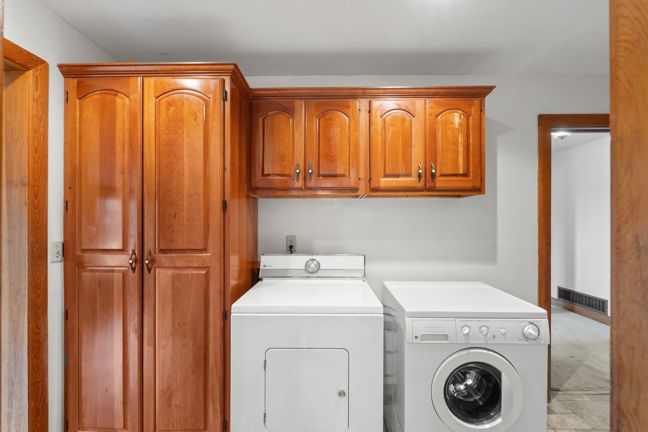 9692 Highland Ave, Dansville