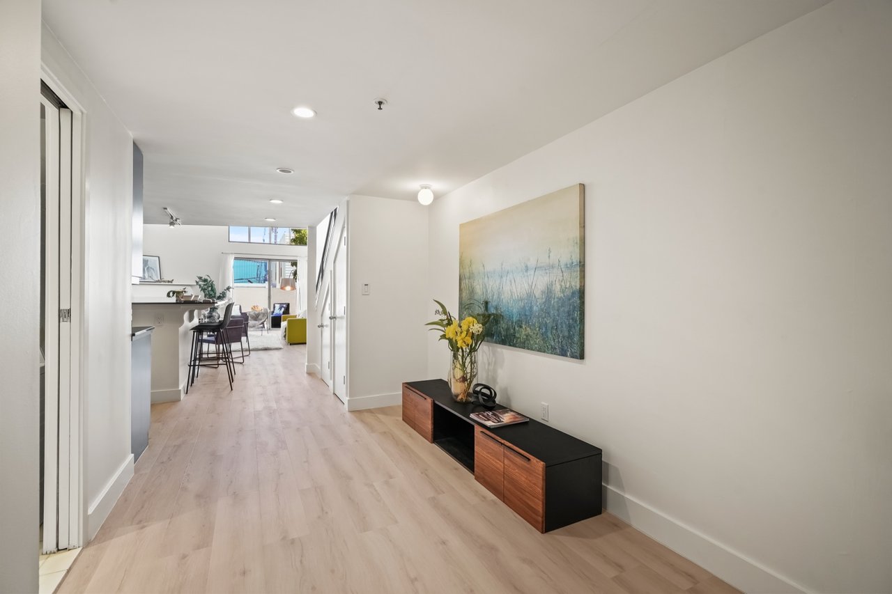 39 Boardman Pl #105