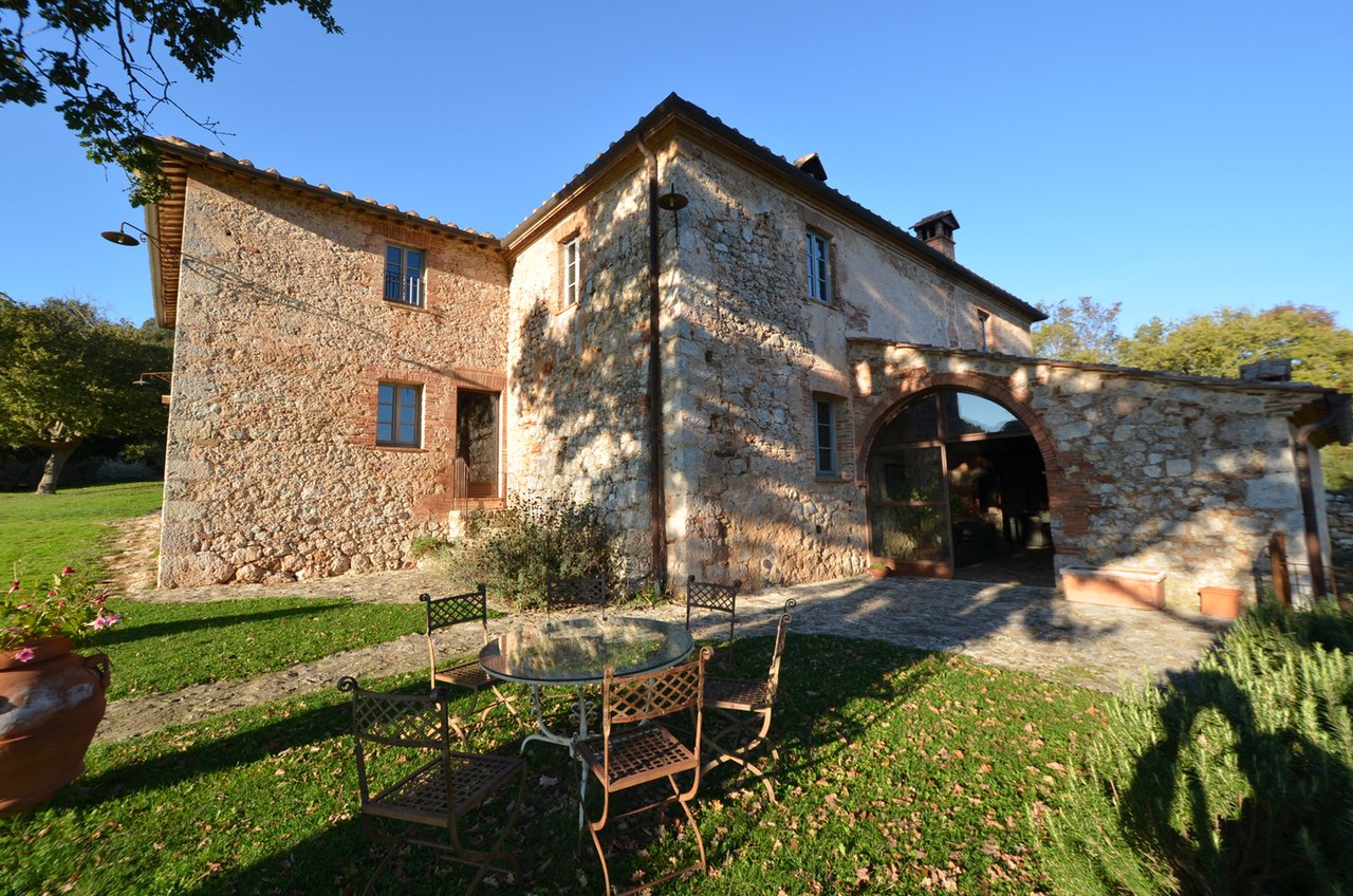 Lovely Siena Tuscan Countryside House