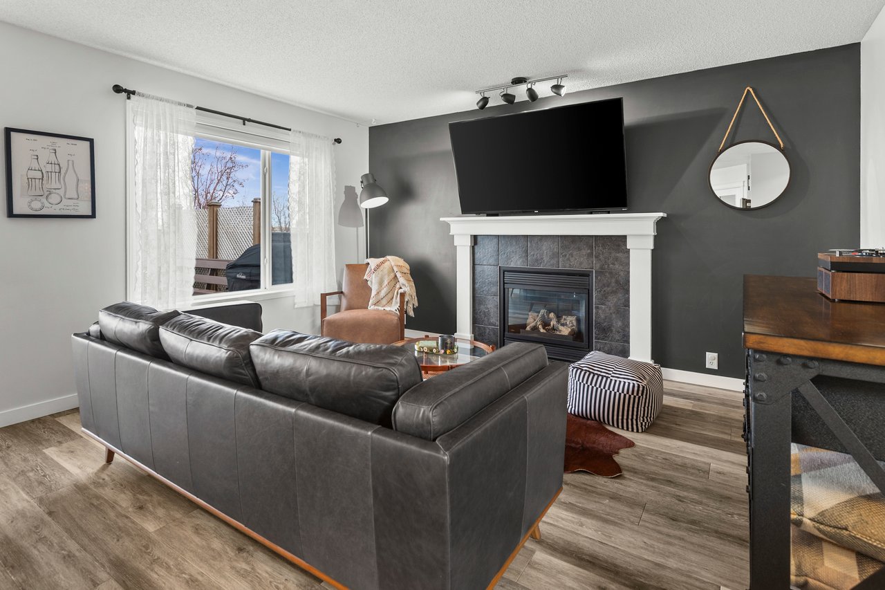 218 Coville Circle NE