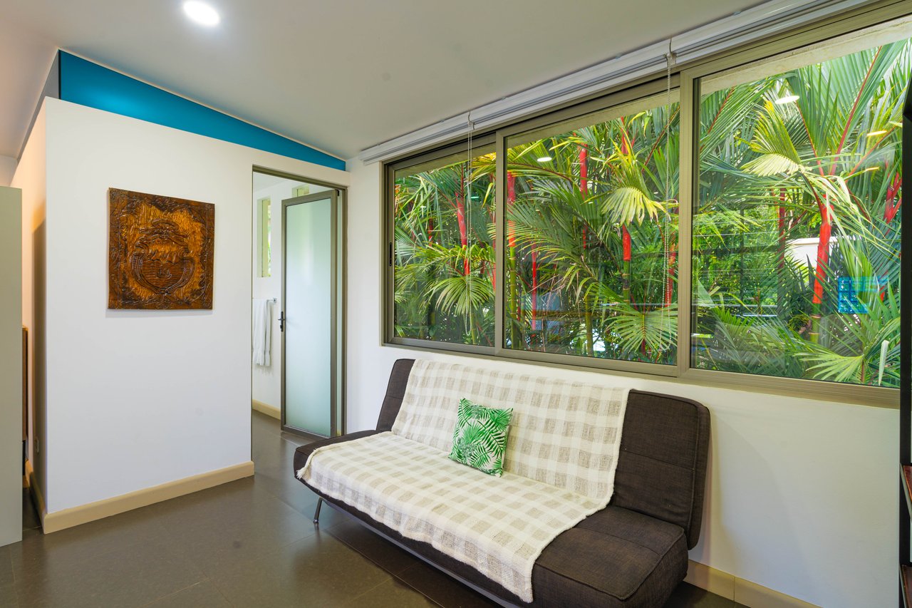 22 Unit Tropical Boutique Hotel steps from Manuel Antonio Park & Beach