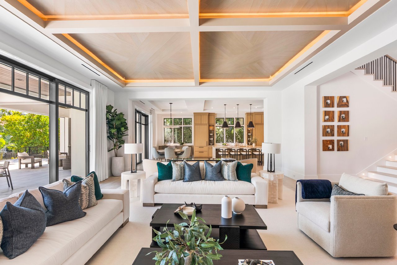 Designer Furnished Waterfront Retreat