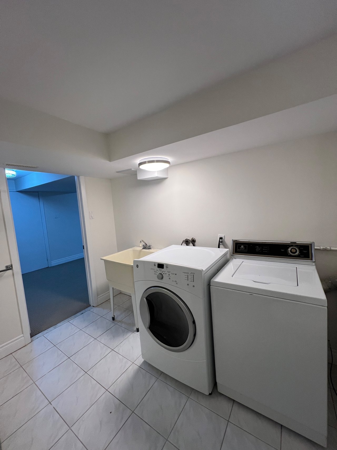 23 Beardmore Crescent