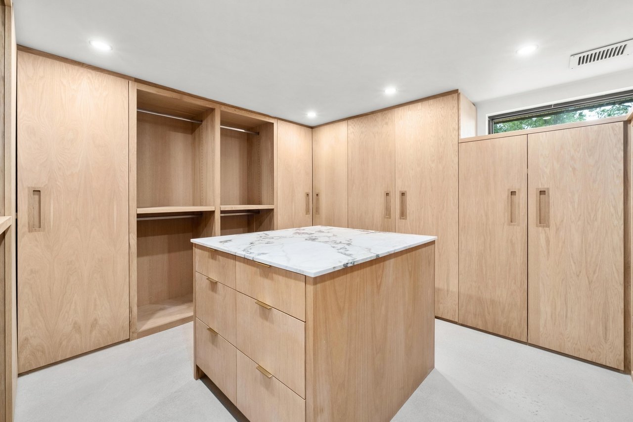 100 Redbud Trail