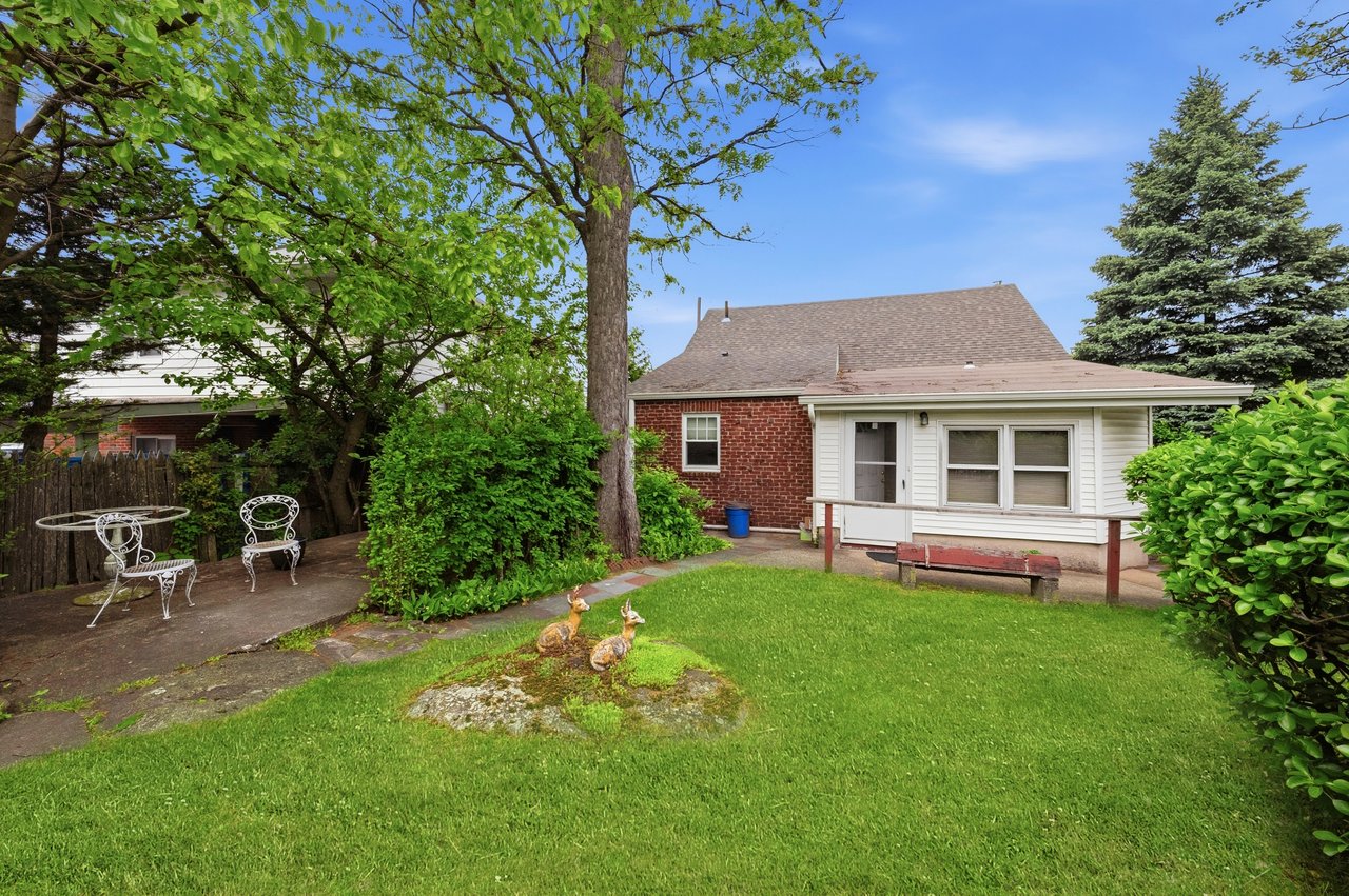 1028 Harvard Place, Fort Lee, NJ 07024