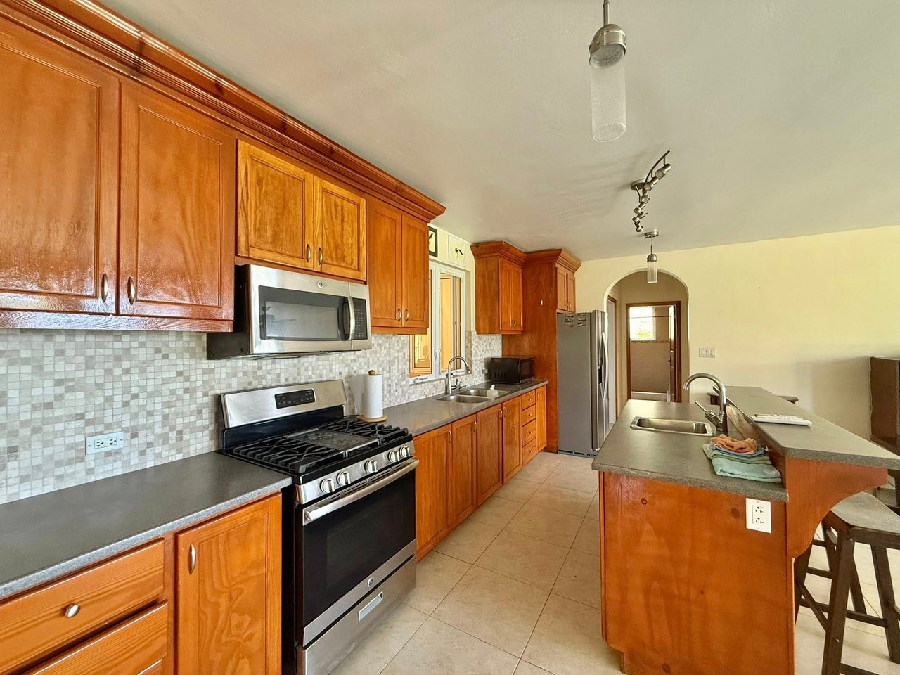 1092 Anderson Estate 2 Bedroom Apartment