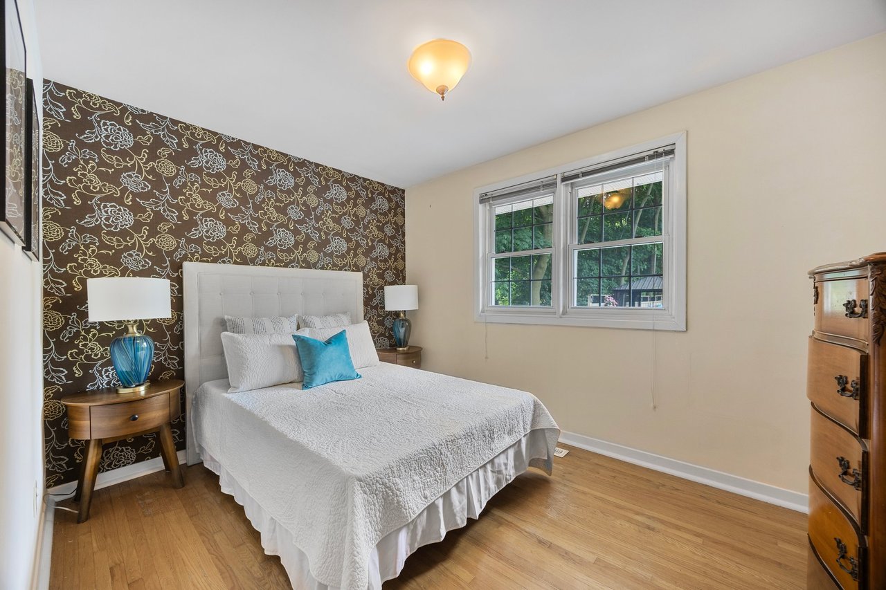 210 Richard Avenue, Newmarket