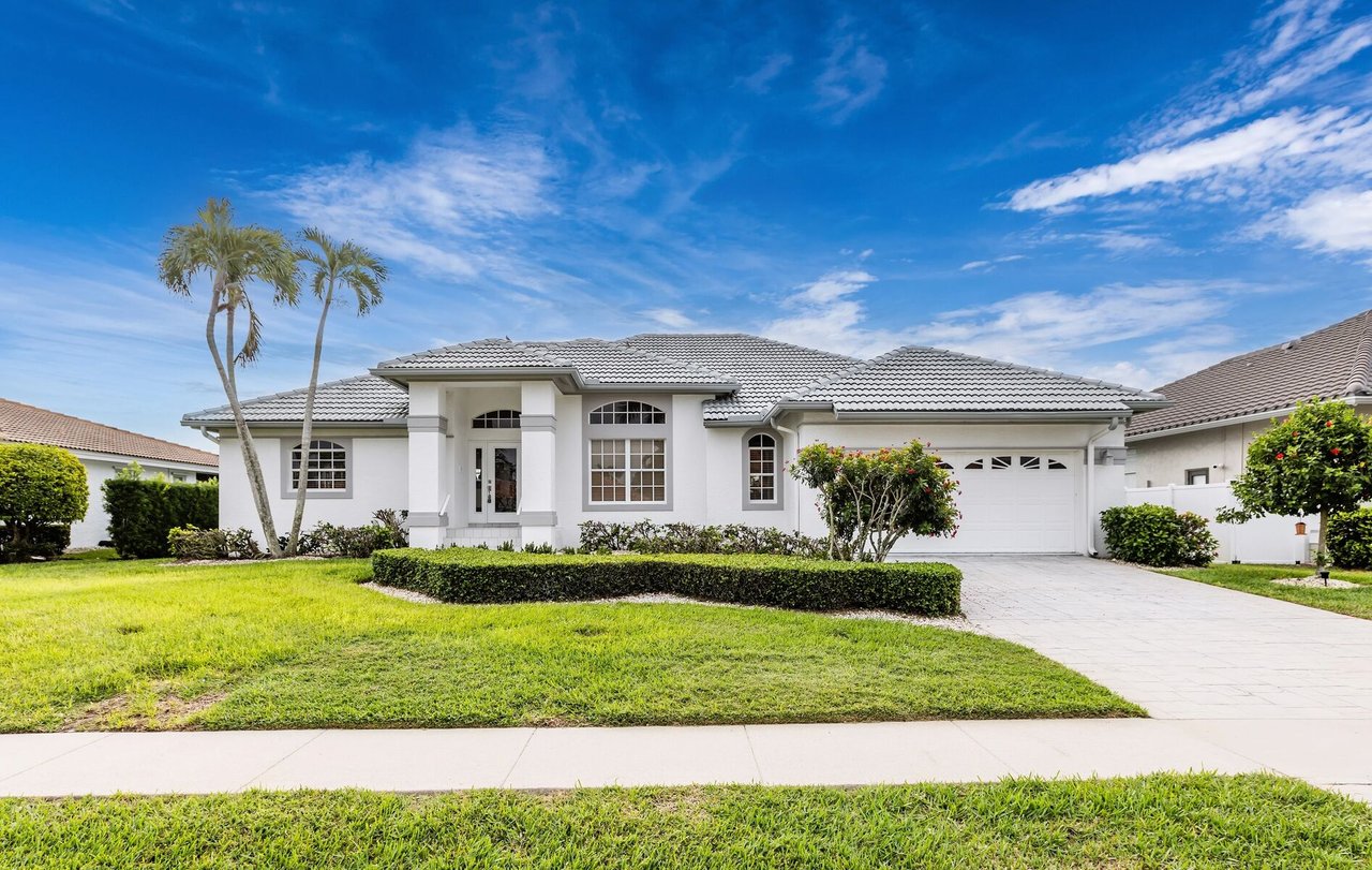 Bradenton Homes with Awning(s) Exterior Features