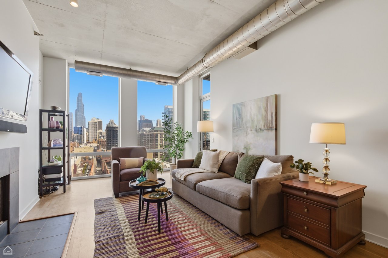 702 N Larabee Street unit 1206 