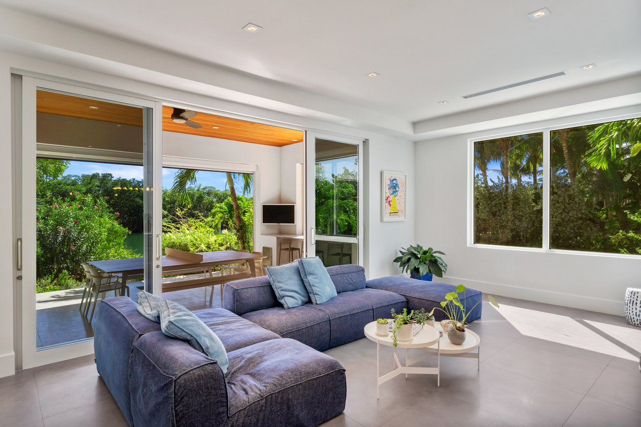 180 Cape Florida Drive