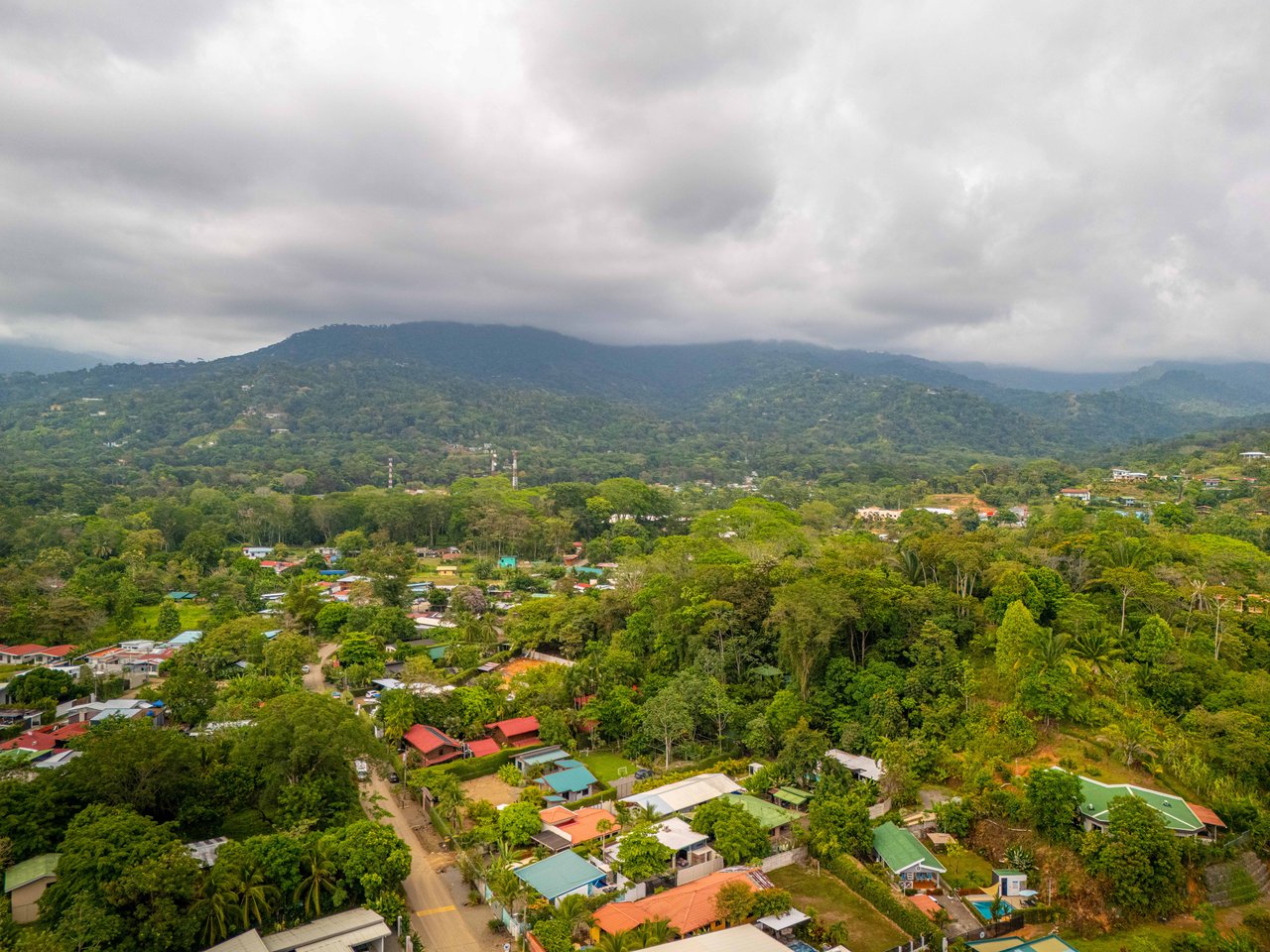 3 Bed Main Home with Two Rental Villas, Walk to Beach in Uvita! Fantastic Location!