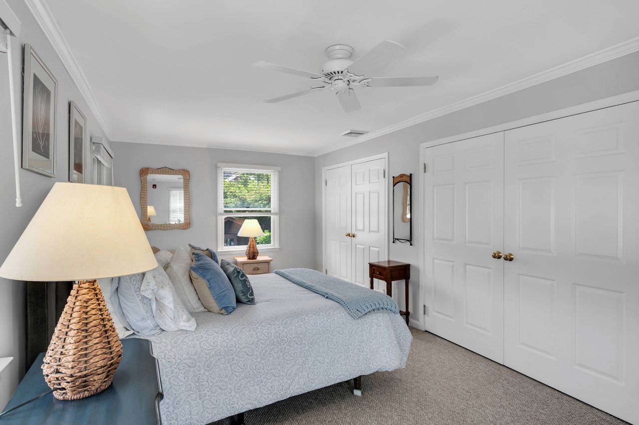 #5 One Bedroom Condo With Outside Seating Area