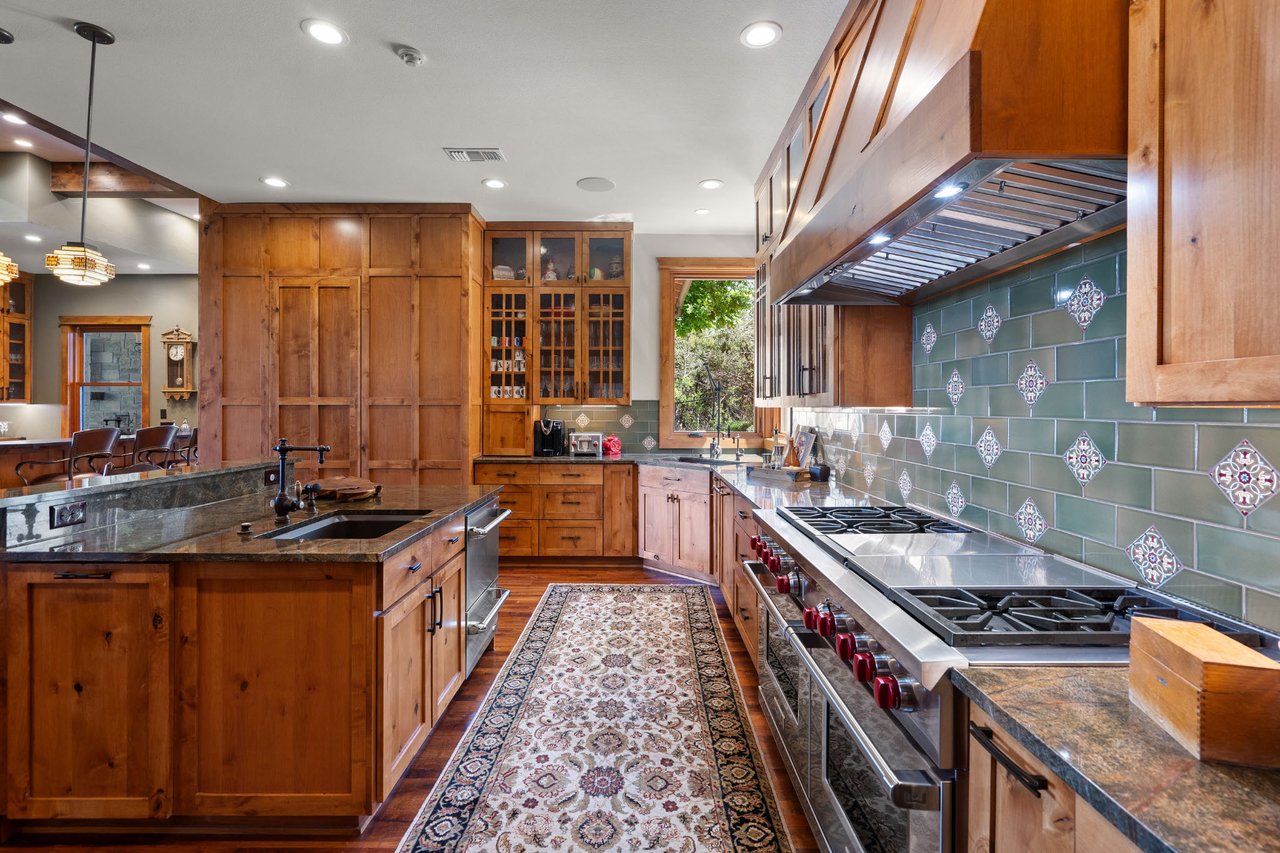 9200 Stallion Drive