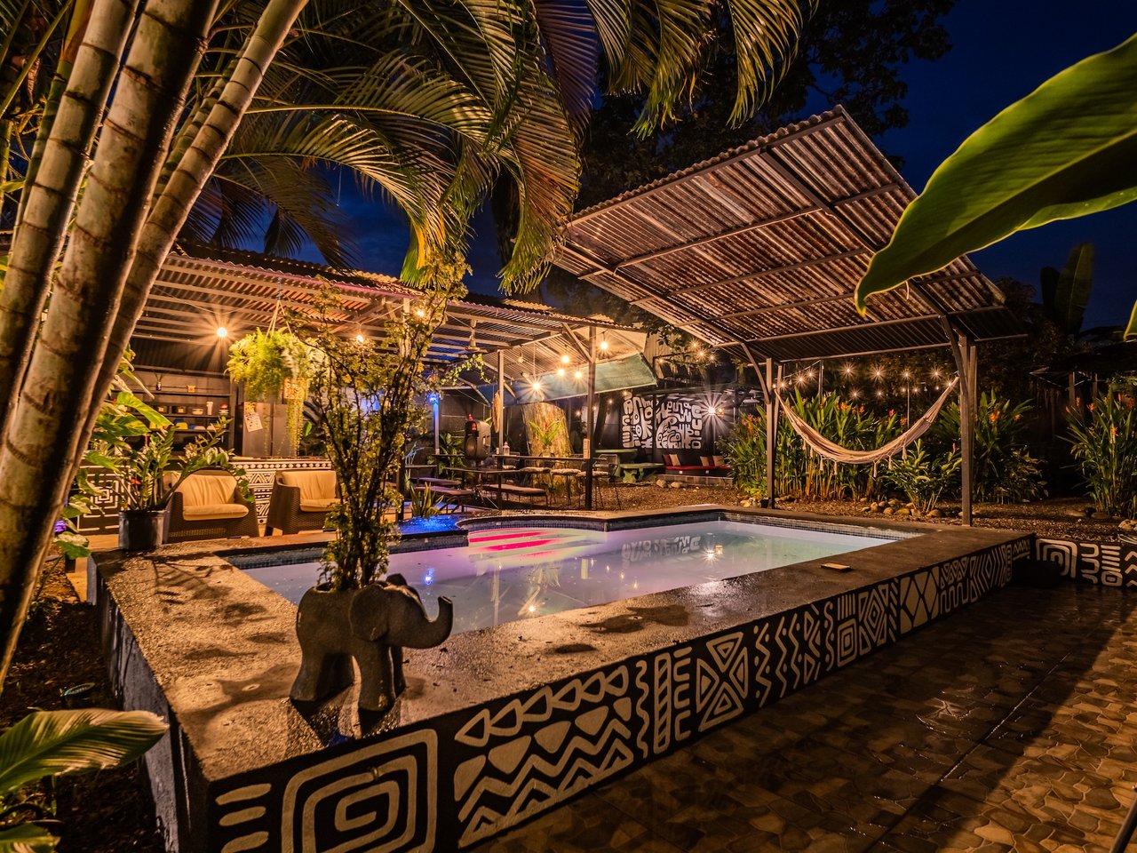 Turnkey Jungle Hostel with 16 Beds, Pool & Strong Revenue Potential Near Marino Ballena National Park