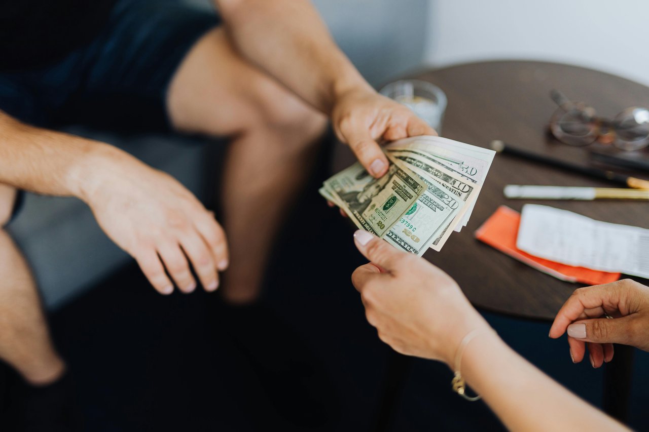 Atlanta Home Sellers Are Offering More Concessions in 2025—Here’s What That Means for Buyers