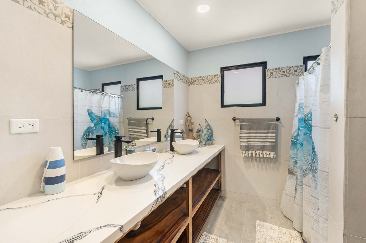 Casa El Coco | Modern Beach Retreat Steps from the Sand in Palm Beach Estates