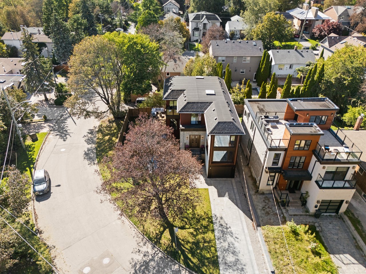 44 Sunnypoint Crescent