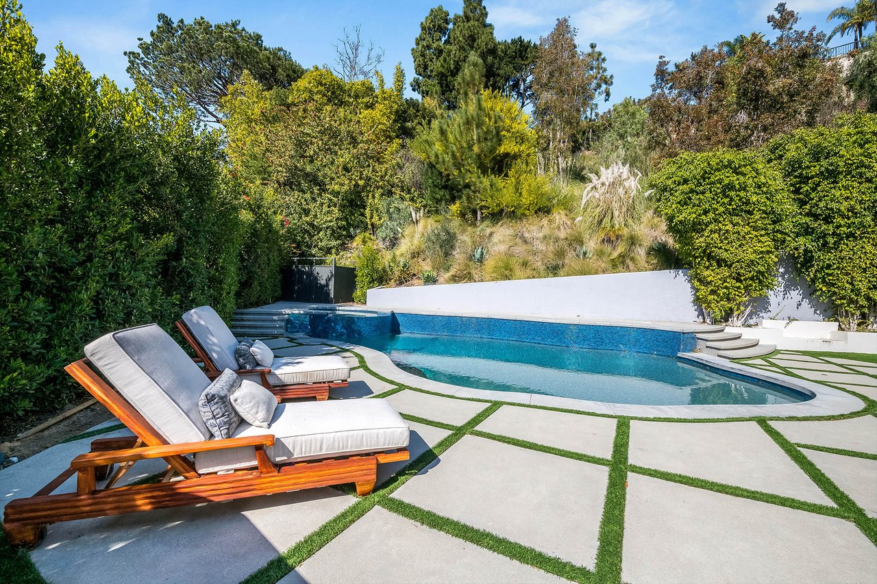 1348 Marinette Rd, Pacific Palisades 