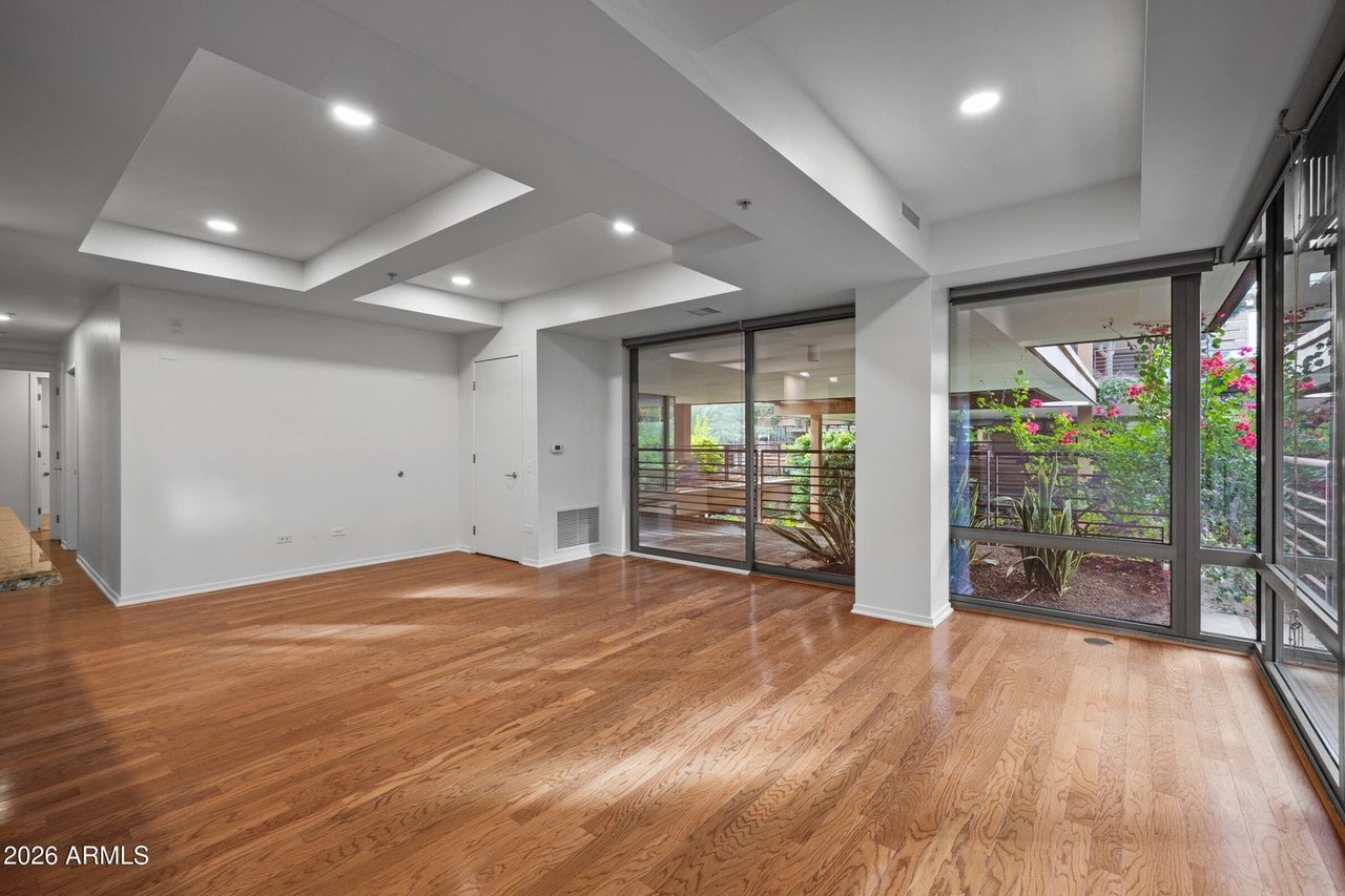 7141 E Rancho Vista Dr, #3007