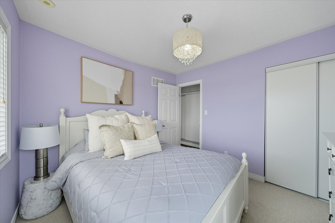 #23 - 20 Greensborough village Circ
