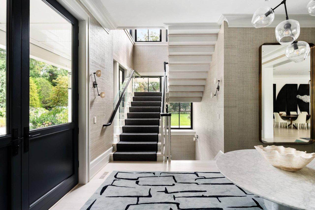 A MODERN CLASSIC IN SOUTHAMPTON'S ESTATE DISTRICT