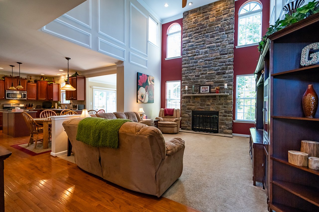 4800 Curly Horse Drive