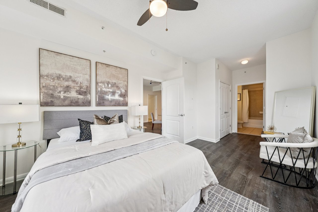 1111 11th St NW