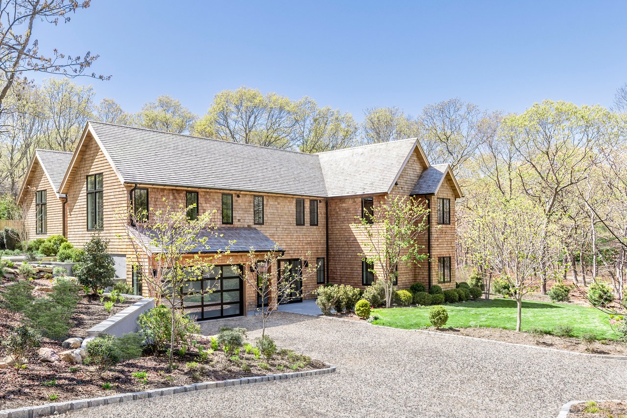 21 Ocean Pkwy, East Hampton