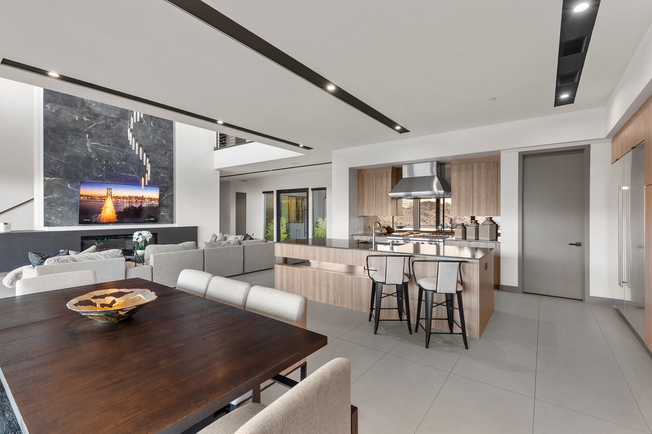 1463 Solitude Ridge Dr