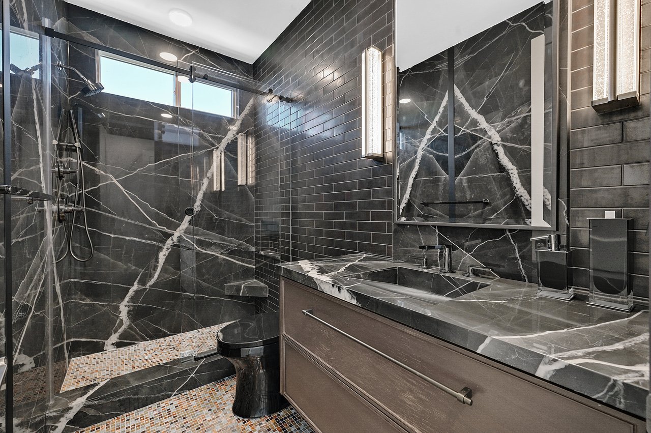 12070 Granite Canyon