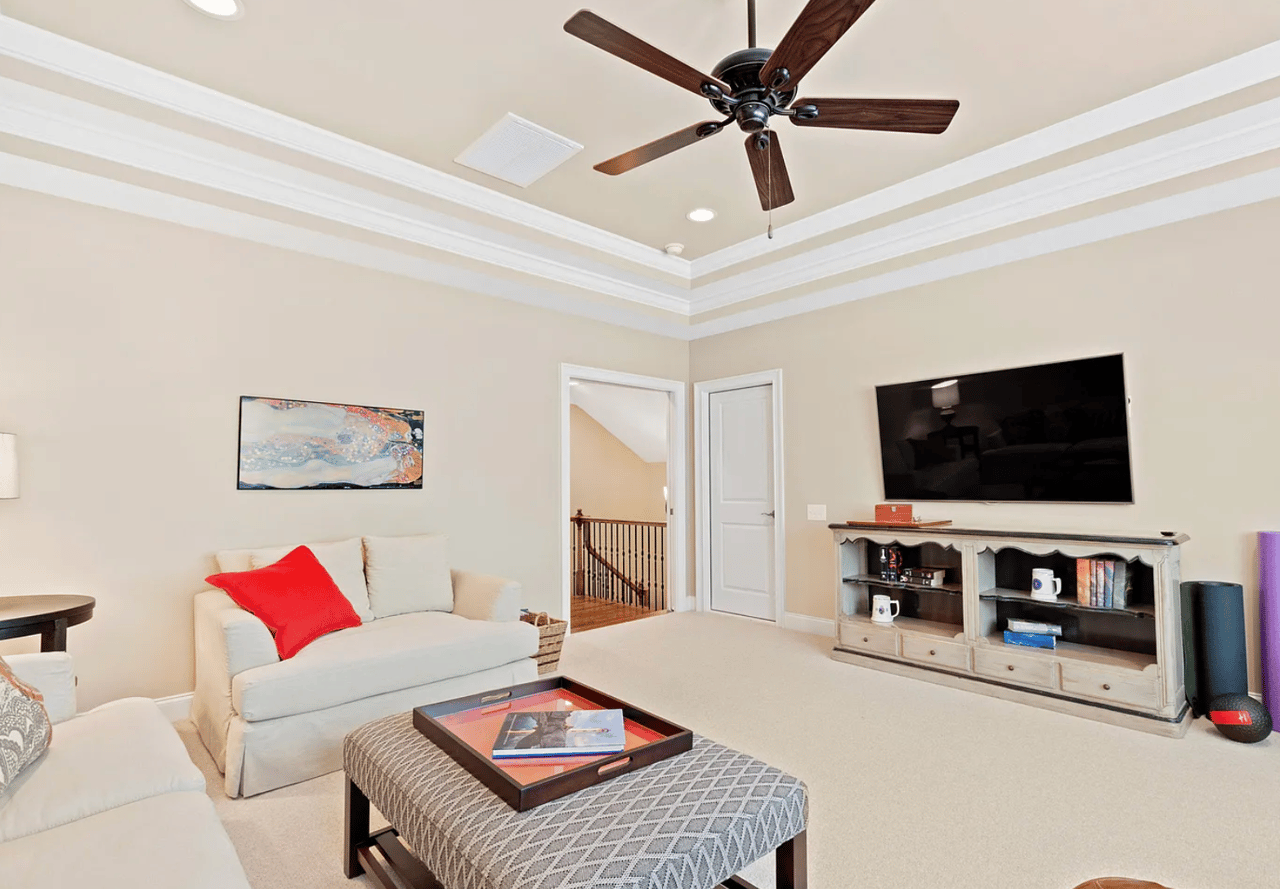 516 Nickel Creek Cir