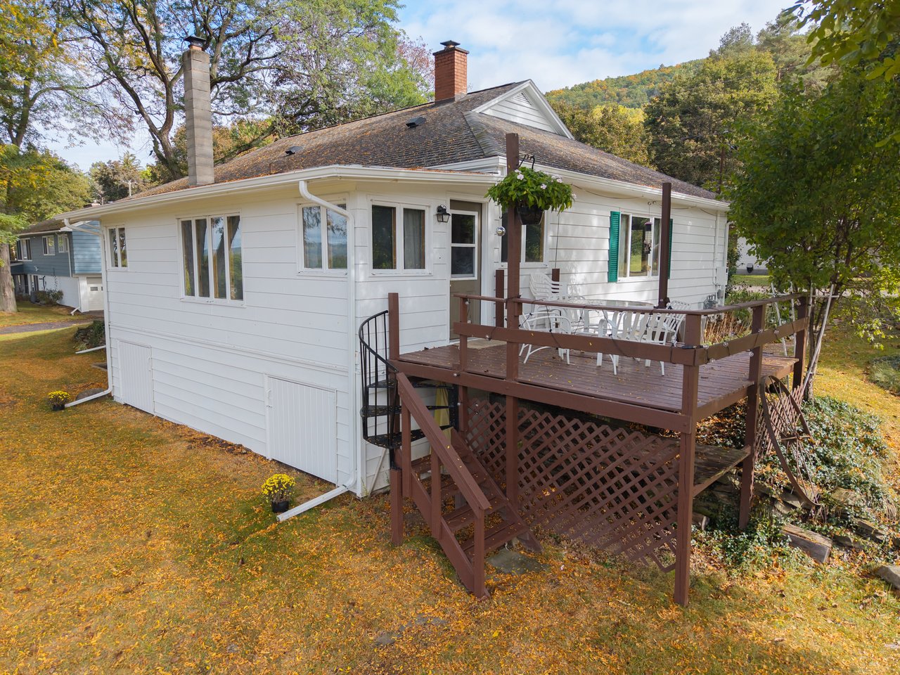 9692 Highland Ave, Dansville