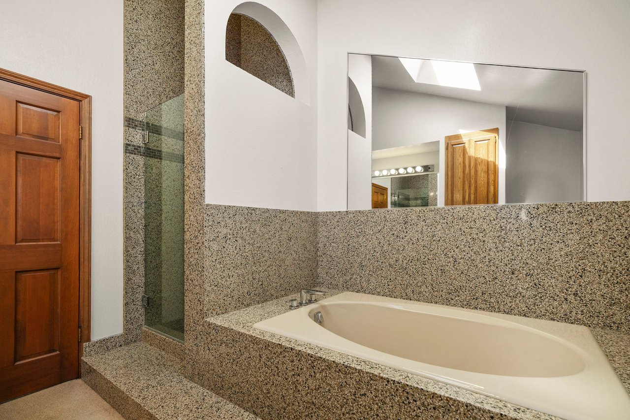 50 Amberwood Ln, Walnut Creek