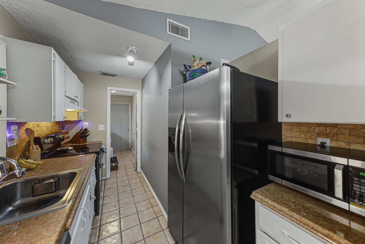 3229 SEVEN SPRINGS BLVD