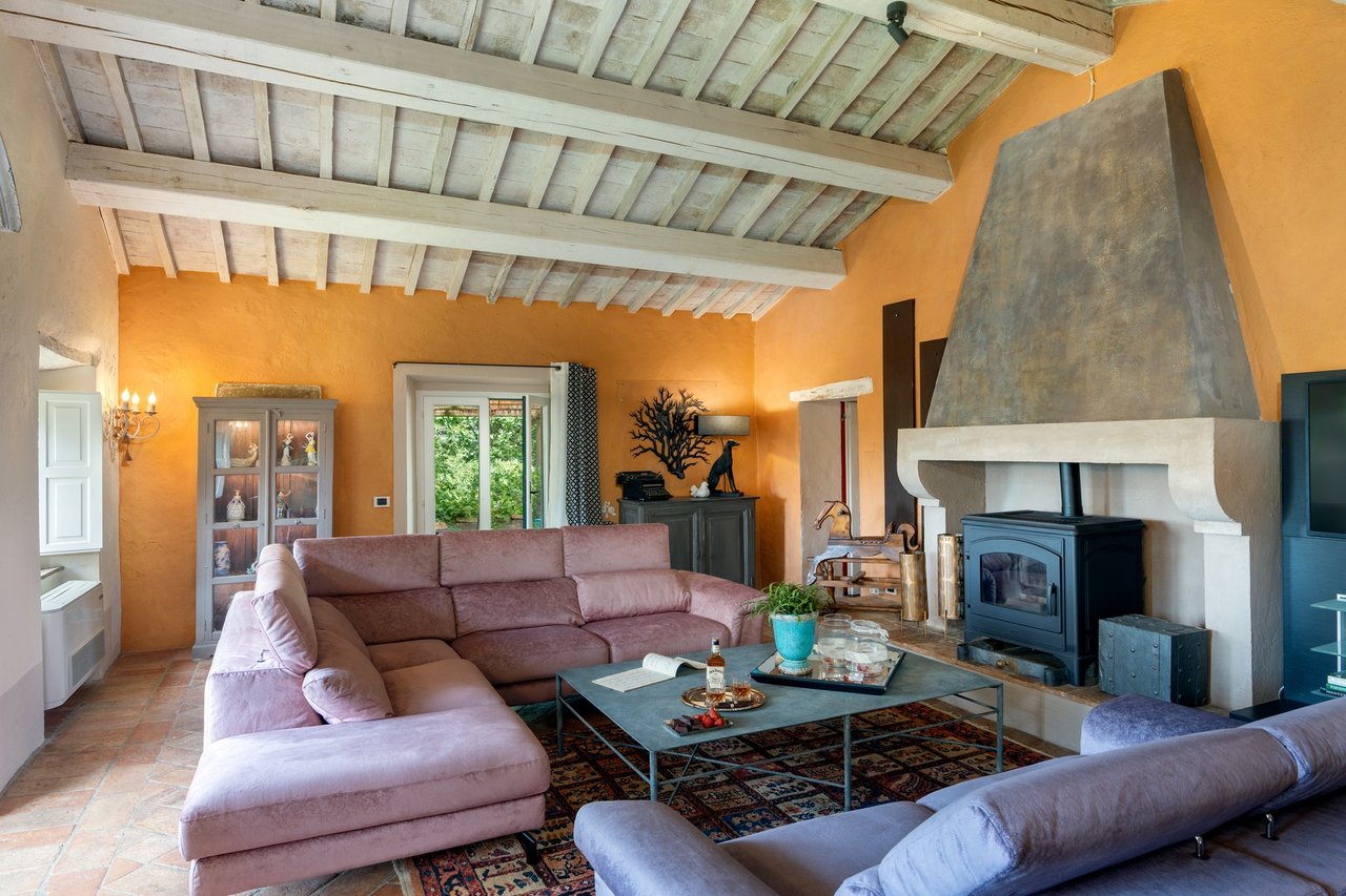 Renovated 18th Century Tuscan Home With Beautiful Hill Views