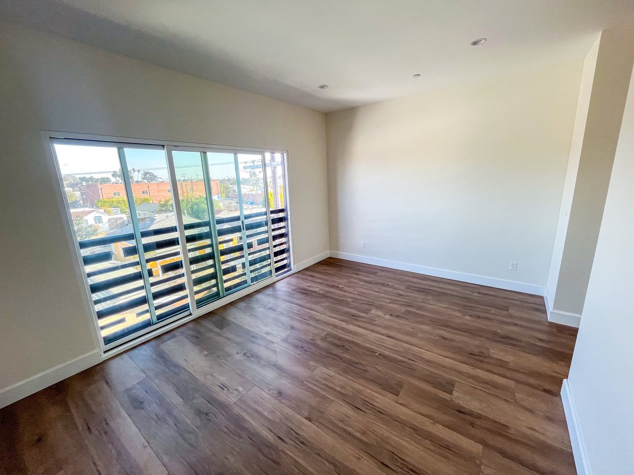 Brand-New 5-Unit Multifamily in Prime Los Angeles