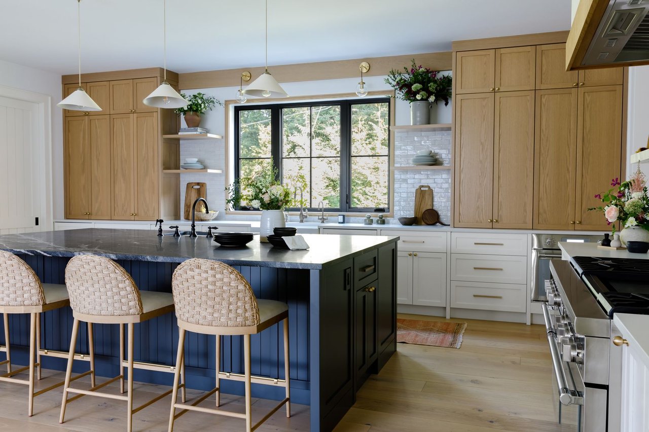 Farmhouse Style: Everything You Need to Know About This Functional and Cozy Aesthetic